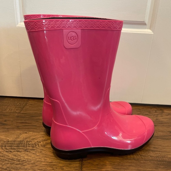 UGG Raana Rain Boots Hot Pink Girl Size 5 - Picture 3 of 10
